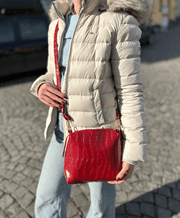 Hölgyek táskák sorozata Ilona 3 -ból 1 Visiniu