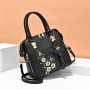 Fekete táska Elise virágmodell
